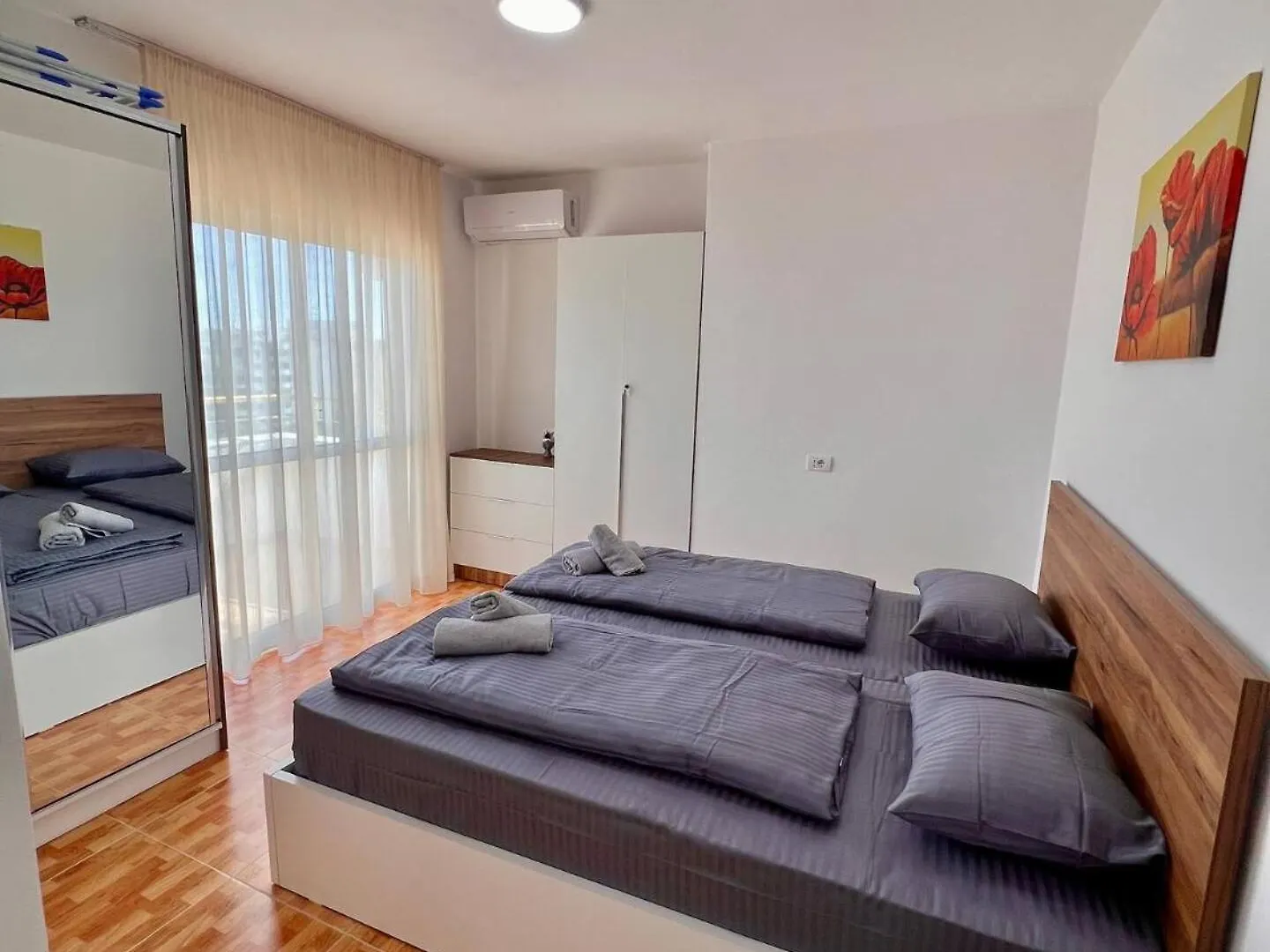 Lägenhet Solmare Suite By Adriatic Living Durrës Albanien