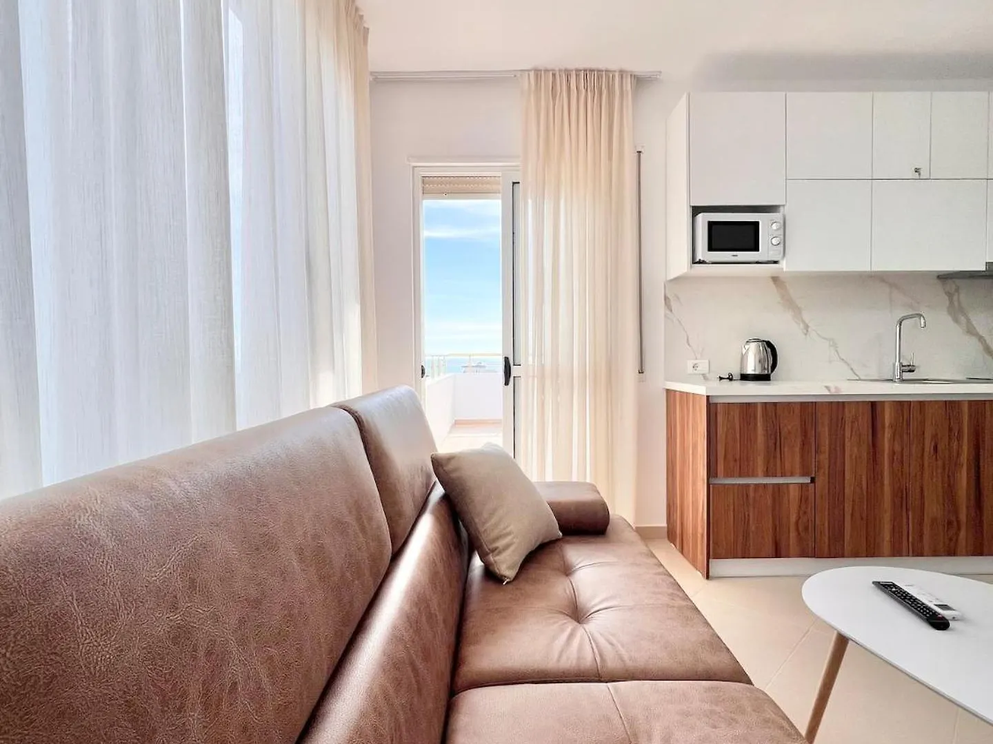 Solmare Suite By Adriatic Living ドゥラス アパート