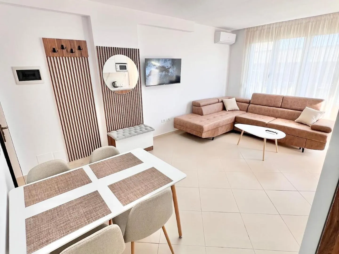 Lägenhet Solmare Suite By Adriatic Living Durrës